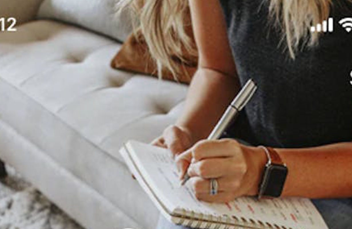 網(wǎng)頁設(shè)計(jì)方案:利用數(shù)據(jù)分析優(yōu)化用戶界面